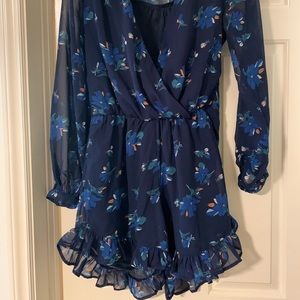 Adorable romper with ruffle trim sz M-L